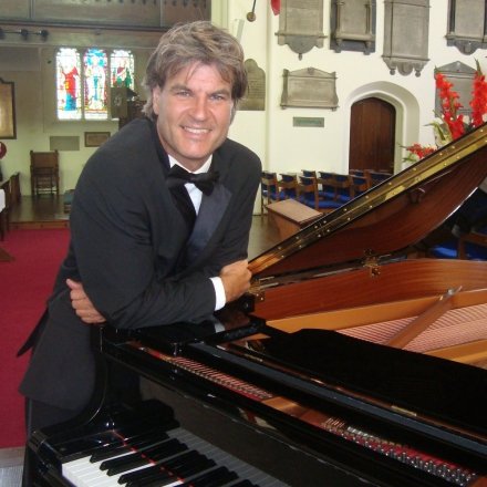 Promo Stephen Kingsley Pianist Essex